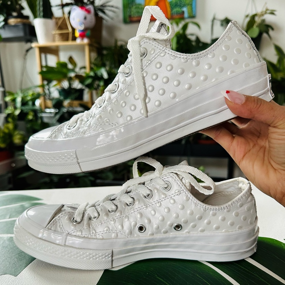 Converse All Star- Polka Dot Textured